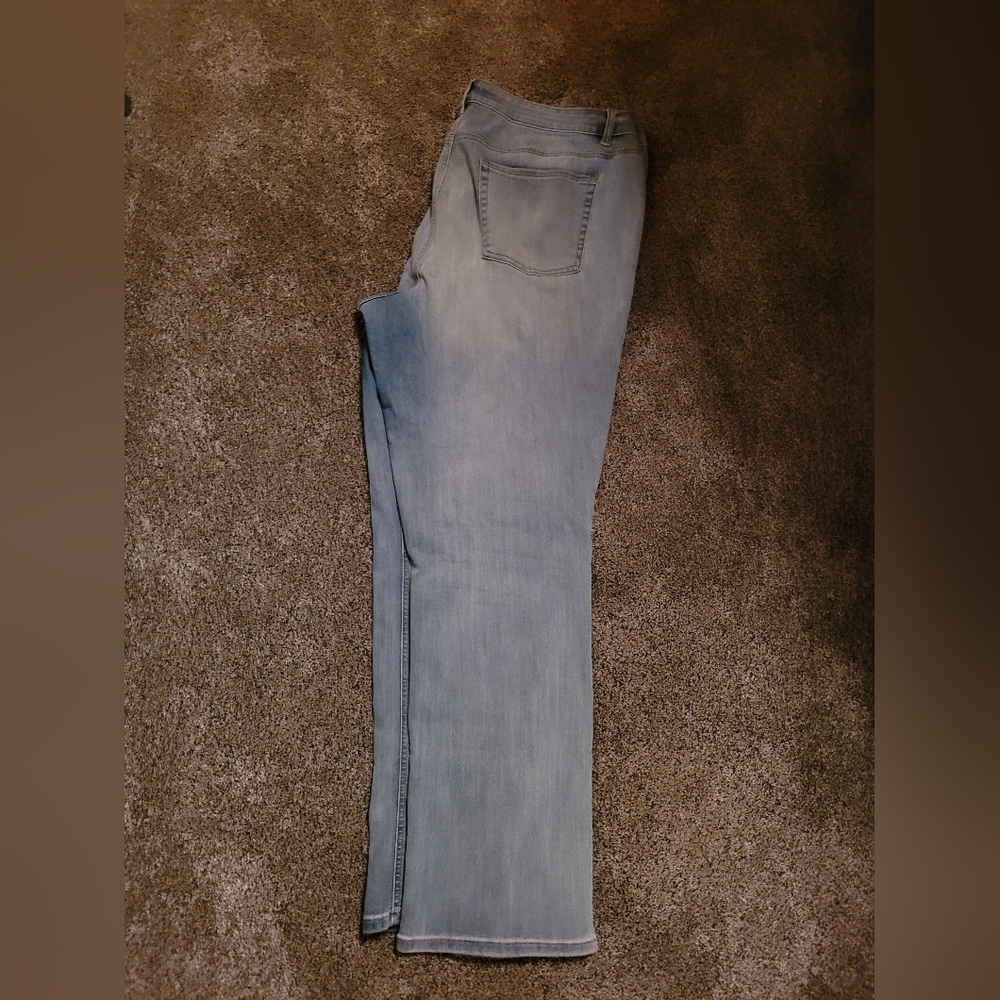 Light Wash Maurices Mid-rise Jeans